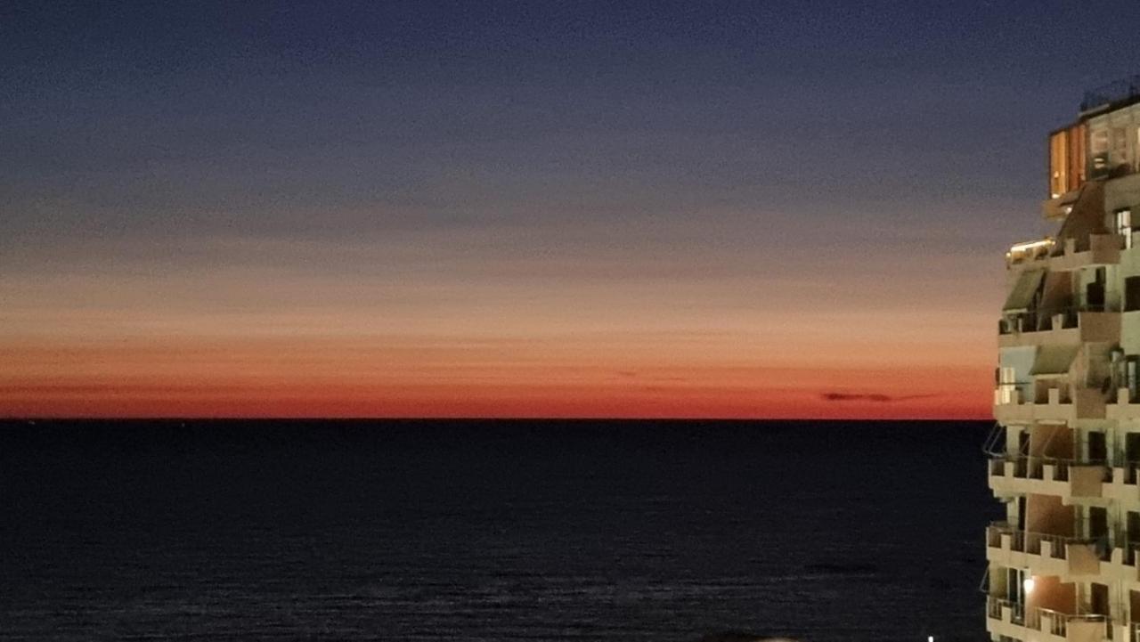 Sunset Seaview Apartment Dıraç Dış mekan fotoğraf