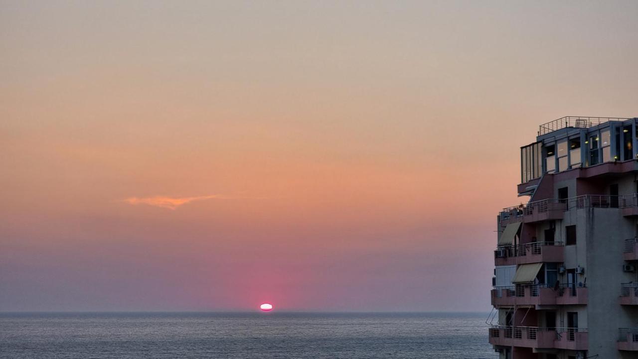 Sunset Seaview Apartment Dıraç Dış mekan fotoğraf