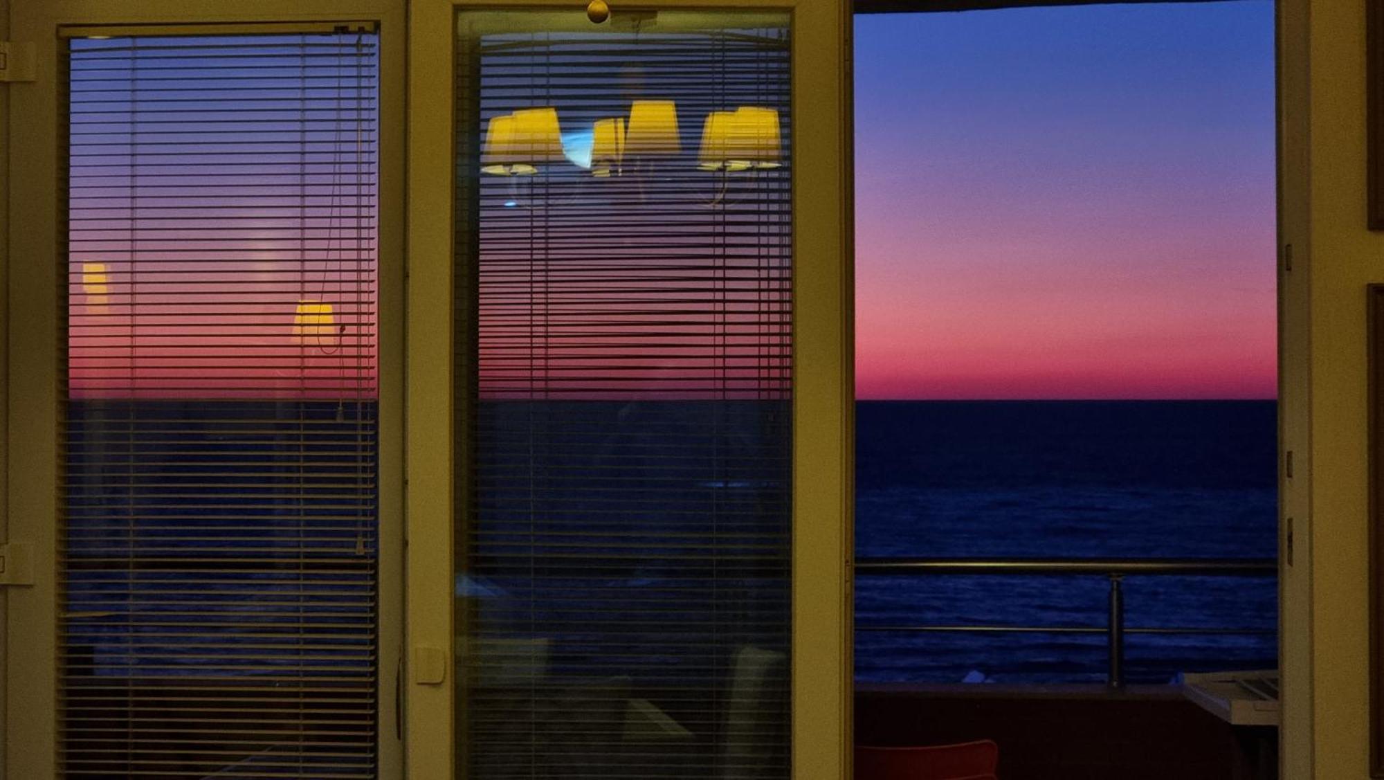 Sunset Seaview Apartment Dıraç Dış mekan fotoğraf